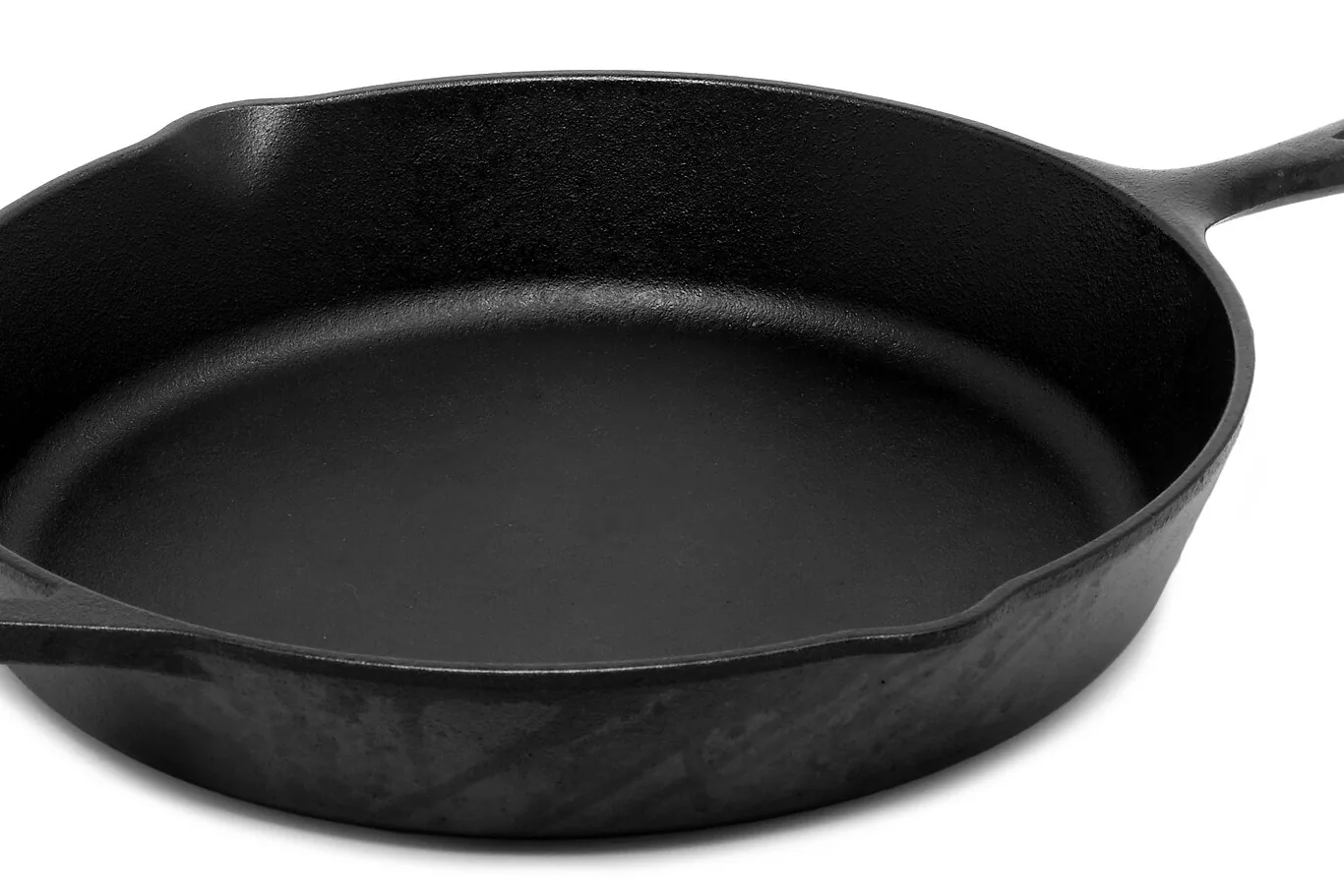 Valurautainen paistinpannu
